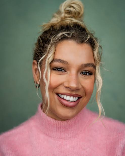Molly Rainford - Biography