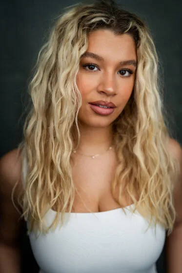 Molly Rainford Biography: Awards, Boyfriend, Net Worth, Age, Height, Ethnicity, Parents, TV Shows