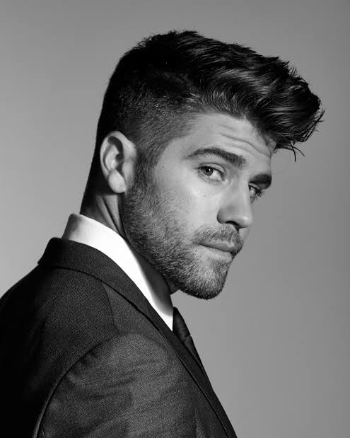 Bradley Meccariello - Biography