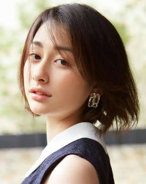Akari Hayami - Biography