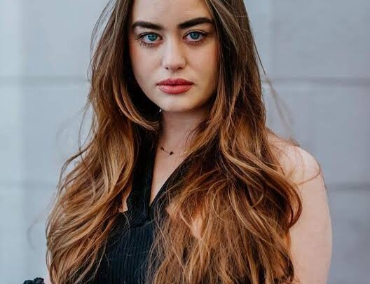 Alli Hart Biography: Fiancé, Age, Parents, Net Worth, Daughter, Height, Movies, Wiki, Facebook