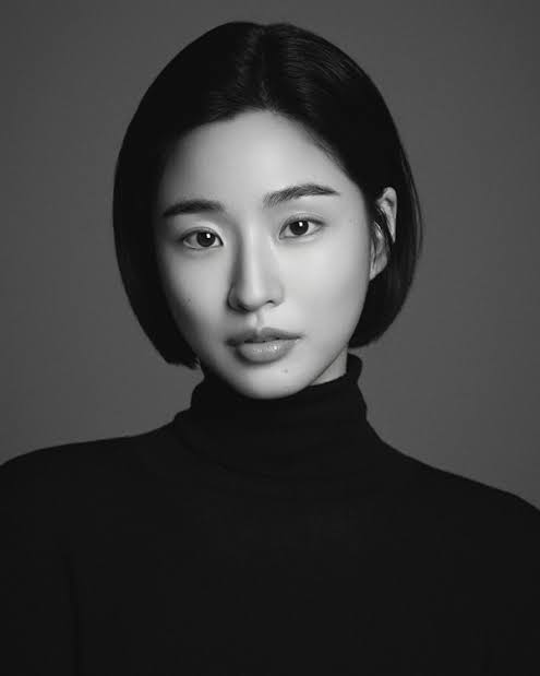 Bang Hyo-rin Biography: Net Worth, Age, Movies, Parents, Ethnicity, Height, Boyfriend
