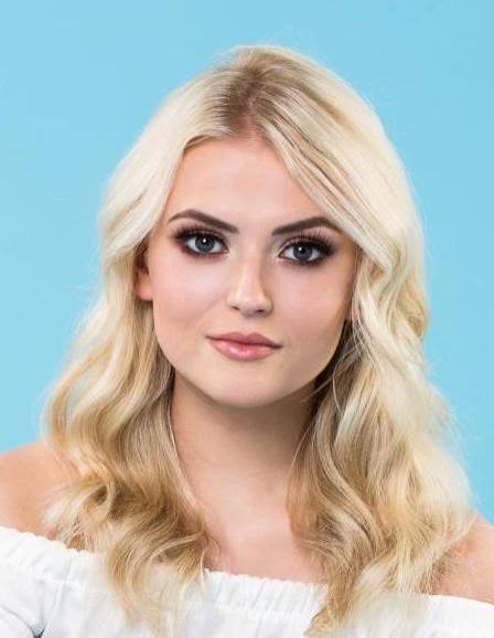 Lucy Fallon Biography: Height, Age, Net Worth, Boyfriend, Awards, Parents, Ethnicity, Movies