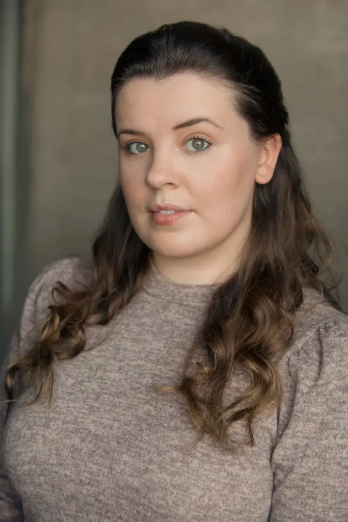 Leona Vaughan - Biography