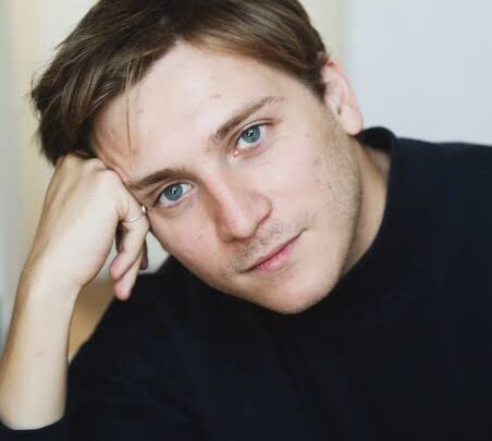 Louis Duneton Biography: Awards, Net Worth, Age, Movies, Parents, Ethnicity, Girlfriend