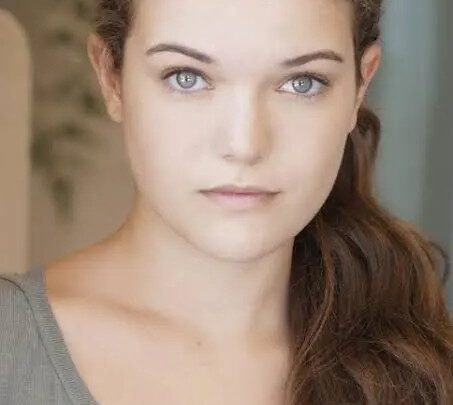 Amanda Pace Biography: Net Worth, Age, Ethnicity, Movies, Parents, Boyfriend, Religion, Awards