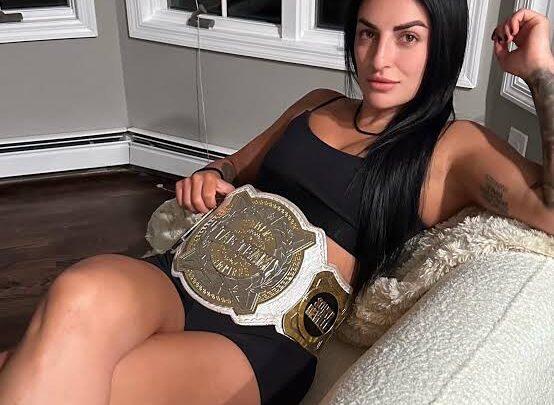 Sonya Deville Biography: Age, Wife, Net Worth, Height, Parents, Movies, WWE, Awards, Instagram