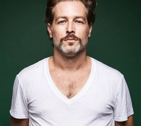 Julian Looman Biography: Height, Awards, Net Worth, Age, Girlfriend, Movies, Ethnicity