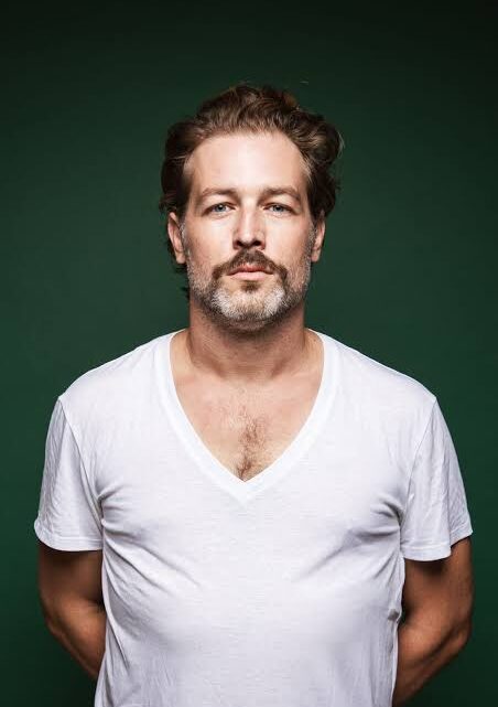 Julian Looman Biography: Height, Awards, Net Worth, Age, Girlfriend, Movies, Ethnicity