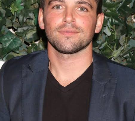 Robert Adamson Biography: Net Worth, Age, Movies, Parents, Ethnicity, Height, Girlfriend