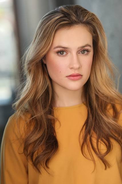 Lizzie Boys Biography: Height, Net Worth, Age, Movies, Parents, Ethnicity, Boyfriend