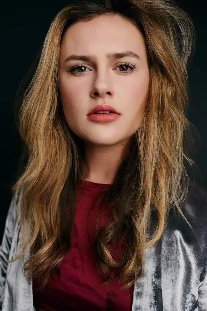 Lizzie Boys - Biography