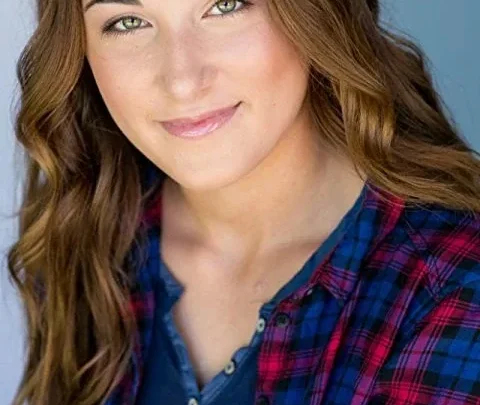 Angelina Wahler Biography: Height, Movies, Net Worth, Age, Boyfriend, Parents, Ethnicity