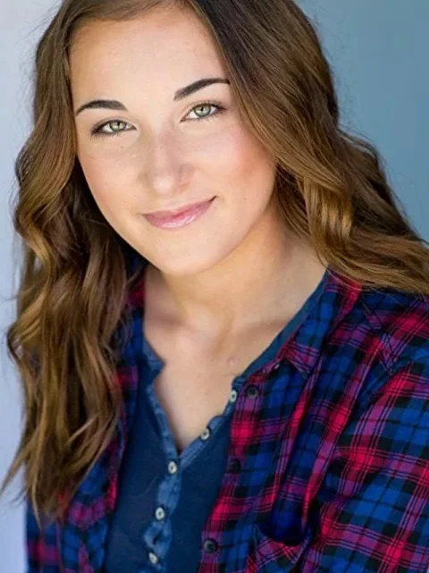 Angelina Wahler Biography: Height, Movies, Net Worth, Age, Boyfriend, Parents, Ethnicity