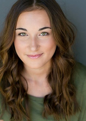 Angelina Wahler - Biography