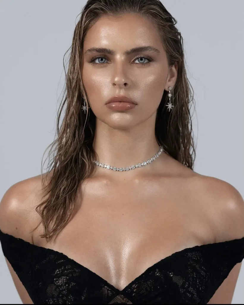 Katie Hamden - Biography