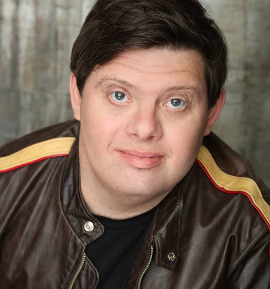 Zack Gottsagen Biography: Net Worth, Awards, Girlfriend, Height, Parents, Age, Movies