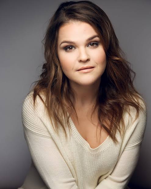 Annie Funke - Biography