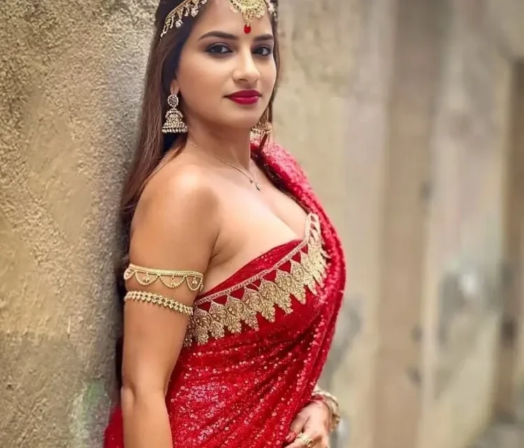 Jonita D’Cruz Biography: Net Worth, Age, Children, Movies, Height, Parents, Ethnicity, Boyfriend