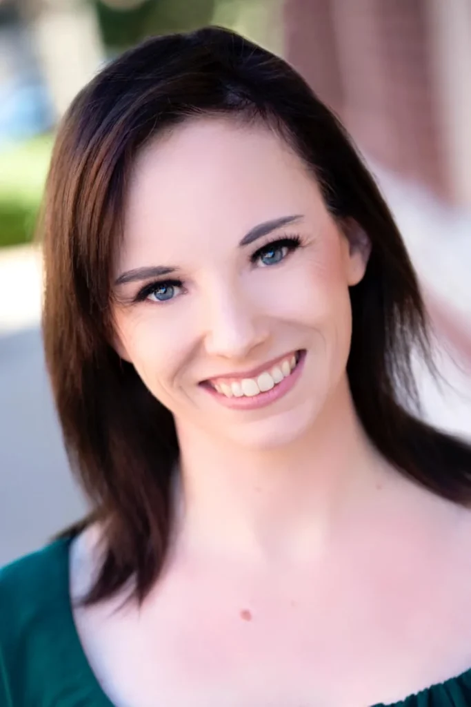 Kristen McGuire - Biography