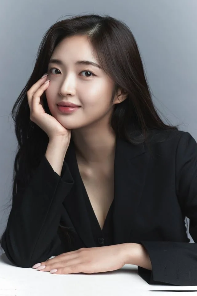 Choi Gyu-ri - Biography
