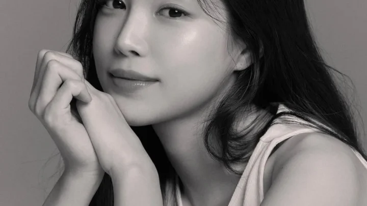 Son Na-eun Biography: Awards, Height, Net Worth, Age, Siblings, Ethnicity, Boyfriend, Instagram