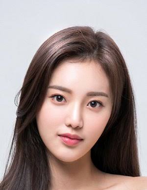 Han So-eun Biography: Religion, Boyfriend, Age, TV Shows, Height, Net Worth, Movies, Parents, Ethnicity