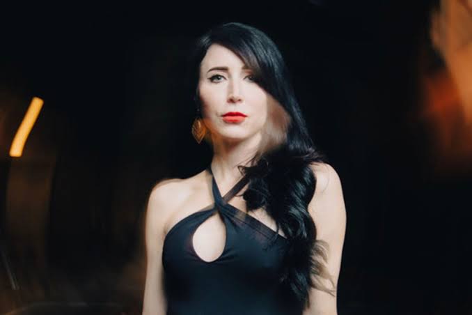 Cindy Kaza - Biography