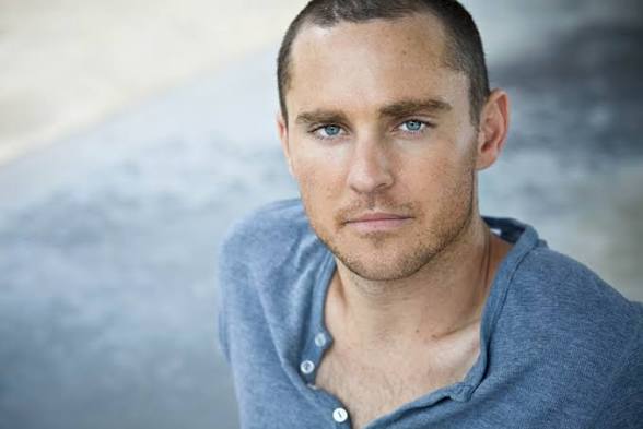 Derek Magyar Biography: Age, Height, Net Worth, Fiancèe, Parents, Movies, TV Shows, Books, Facebook