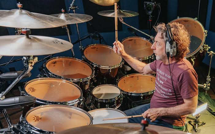 Simon Phillips - Biography