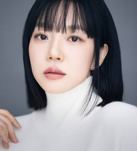 Im Soo-jung - Biography