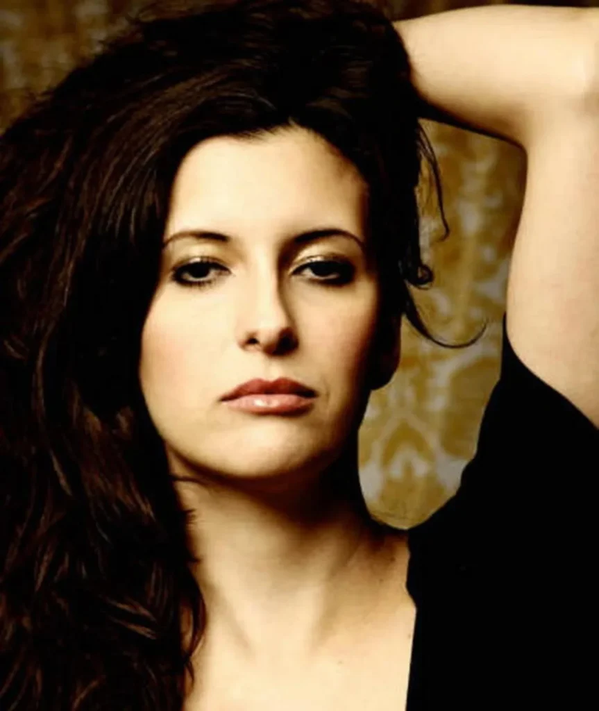 Antonella Costa - Biography