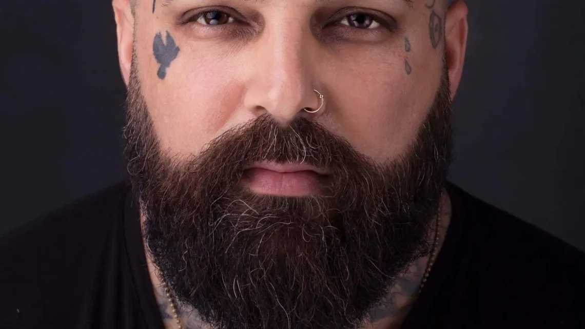 Carlos Aviles Biography: Books, Girlfriend, Age, Height, Net Worth, Awards, Parents, Movies & TV Shows, Twitter
