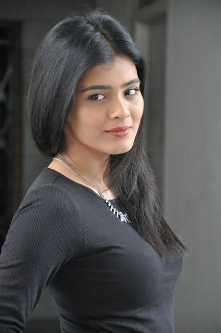 Hebah Patel - Biography