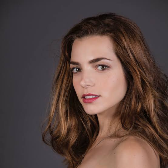 Aurora Ruffino - Biography