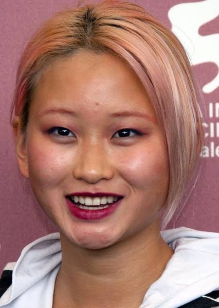 Valerie Tian - Biography