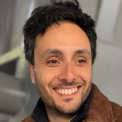 Enzo Rossi - Biography