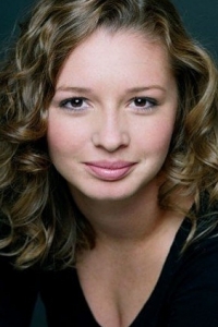 Katie Volding - Biography