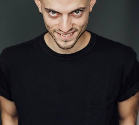 Evan Stern Biography: Age, Height, Net Worth, Girlfriend, Awards, Ethnicity, Movies, Parents