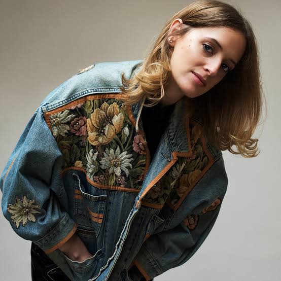 Isobel Waller-Bridge Biography: Net Worth, Parents, Boyfriend, Age, Awards, Ethnicity, Siblings