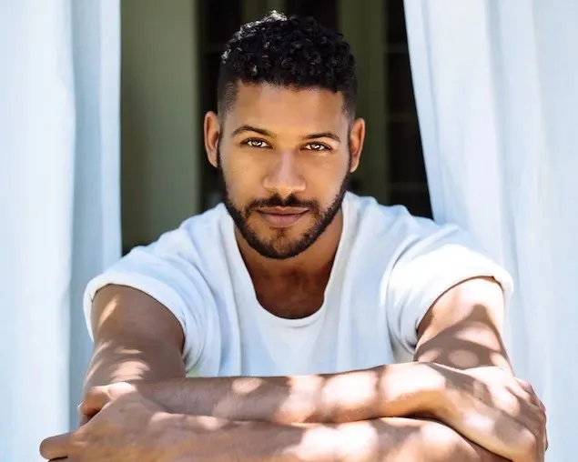Jeffrey Bowyer-Chapman Biography: Modelling, Movies & TV Shows, Girlfriend, Age, Parents, Height, Net Worth, Instagram