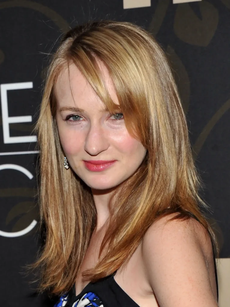 Halley Feiffer - Biography