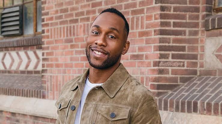 J. Lee Biography: Net Worth, Parents, Height, Movies, TV Shows, Age, Girlfriend, Books, Songs,