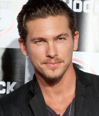 Adam Senn Biography: Age, Recipes, Kids, Parents, Net Worth, Height, Movies, Wife,  TV Shows, Twitter, Modelling