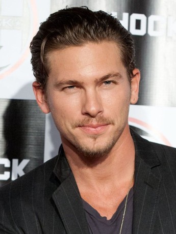 Adam Senn Biography: Age, Recipes, Kids, Parents, Net Worth, Height, Movies, Wife,  TV Shows, Twitter, Modelling
