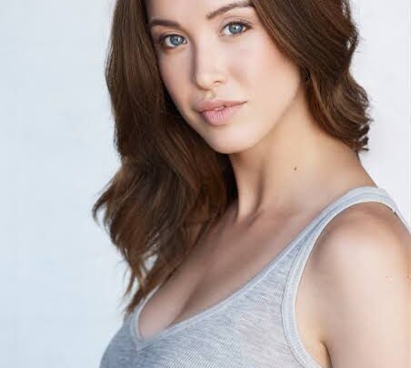 Melissa Bolona Biography: Net Worth, Parents, Ethnicity, Height, Age, Movies, Boyfriend, Instagram
