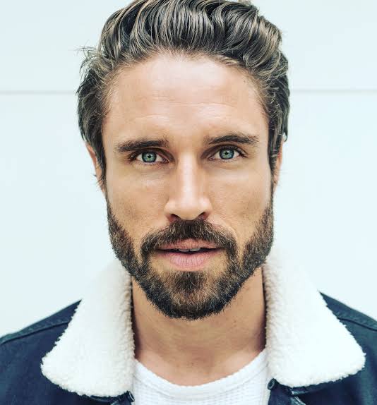 James O’Halloran Biography: Wife, Age, Kids, Height, Net Worth, Parents, Movies & TV Shows