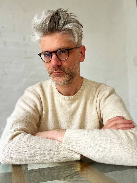 Jonathan Entwistle - Biography