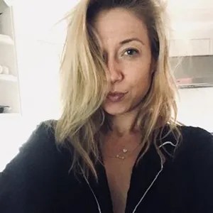 Shannon Farrara - Biography