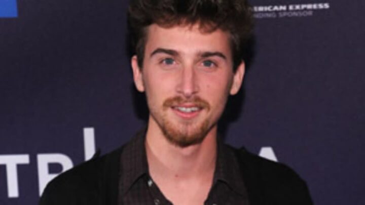 Dustin Hoffman’s son, Max Hoffman Biography: Parents, Siblings, Net Worth, Girlfriend, Movies, Siblings, TV Shows, Height, Age, Awards